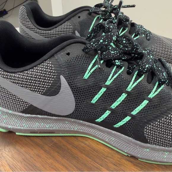 Nike Run Swift SE women\'s running shoes  sz 9.5 main image 8